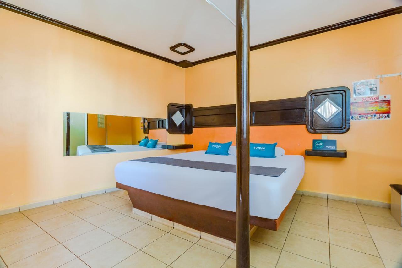Ayenda Paleis Hotel Santa Cruz Tecamac ภายนอก รูปภาพ