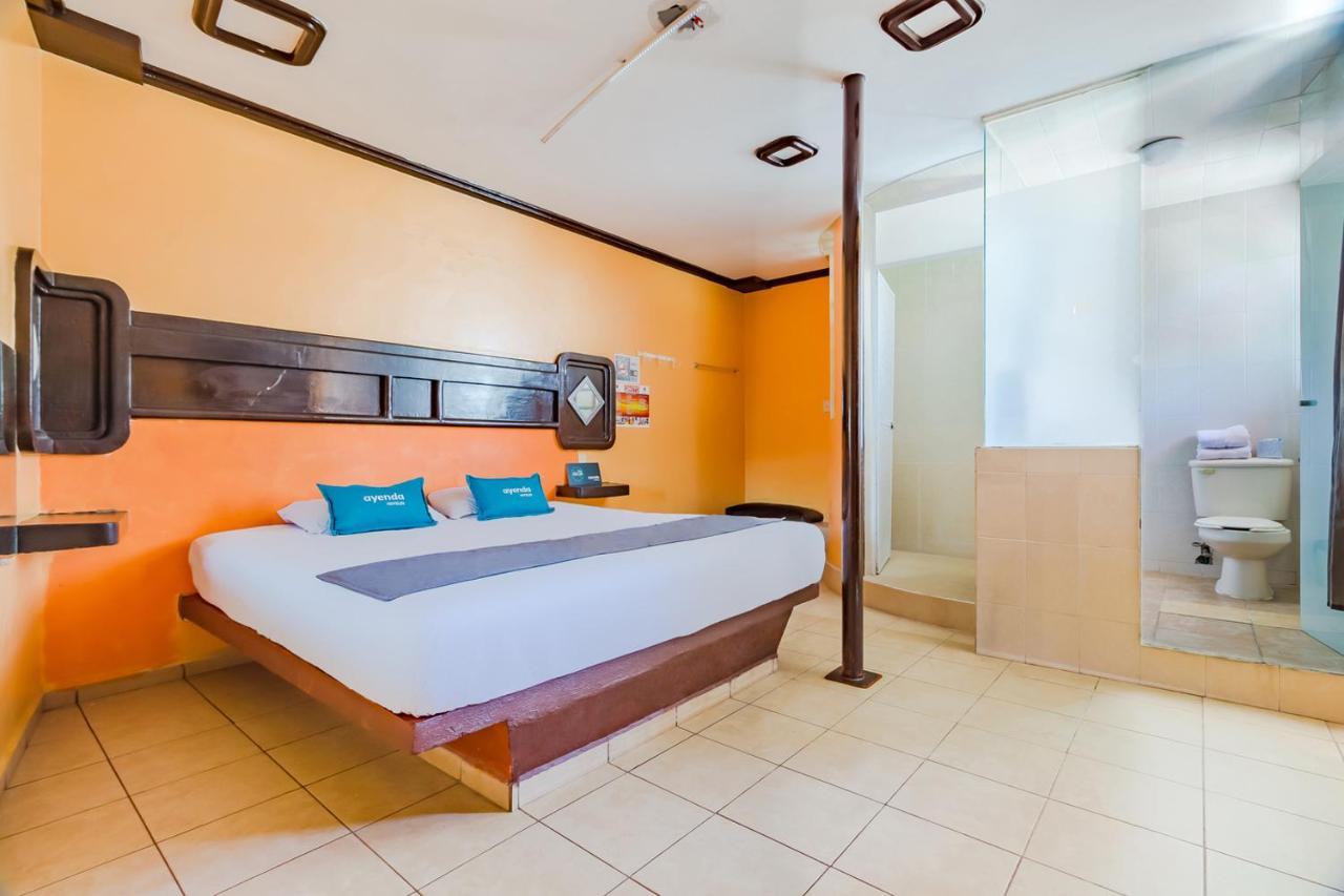 Ayenda Paleis Hotel Santa Cruz Tecamac ภายนอก รูปภาพ