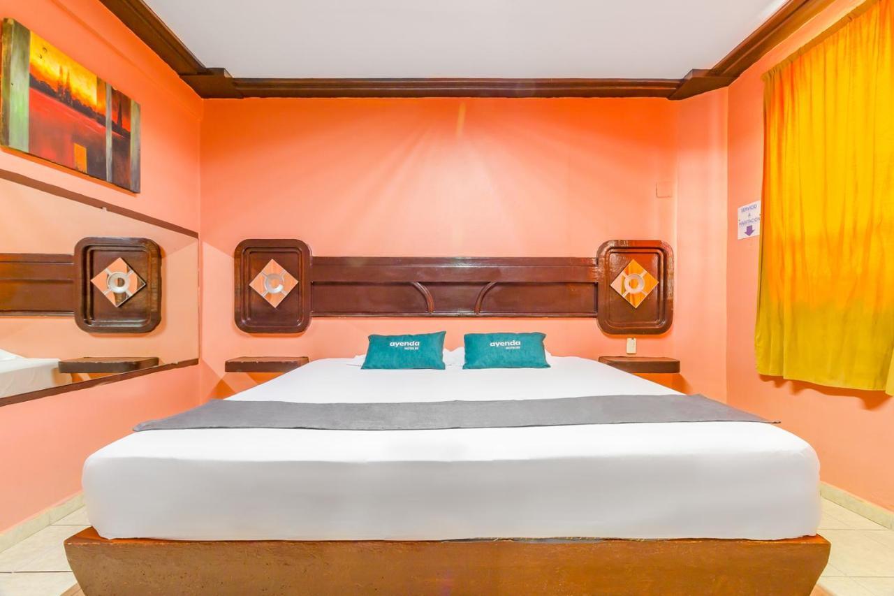 Ayenda Paleis Hotel Santa Cruz Tecamac ภายนอก รูปภาพ