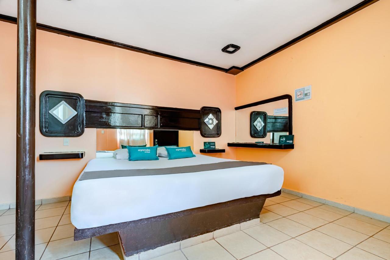 Ayenda Paleis Hotel Santa Cruz Tecamac ภายนอก รูปภาพ